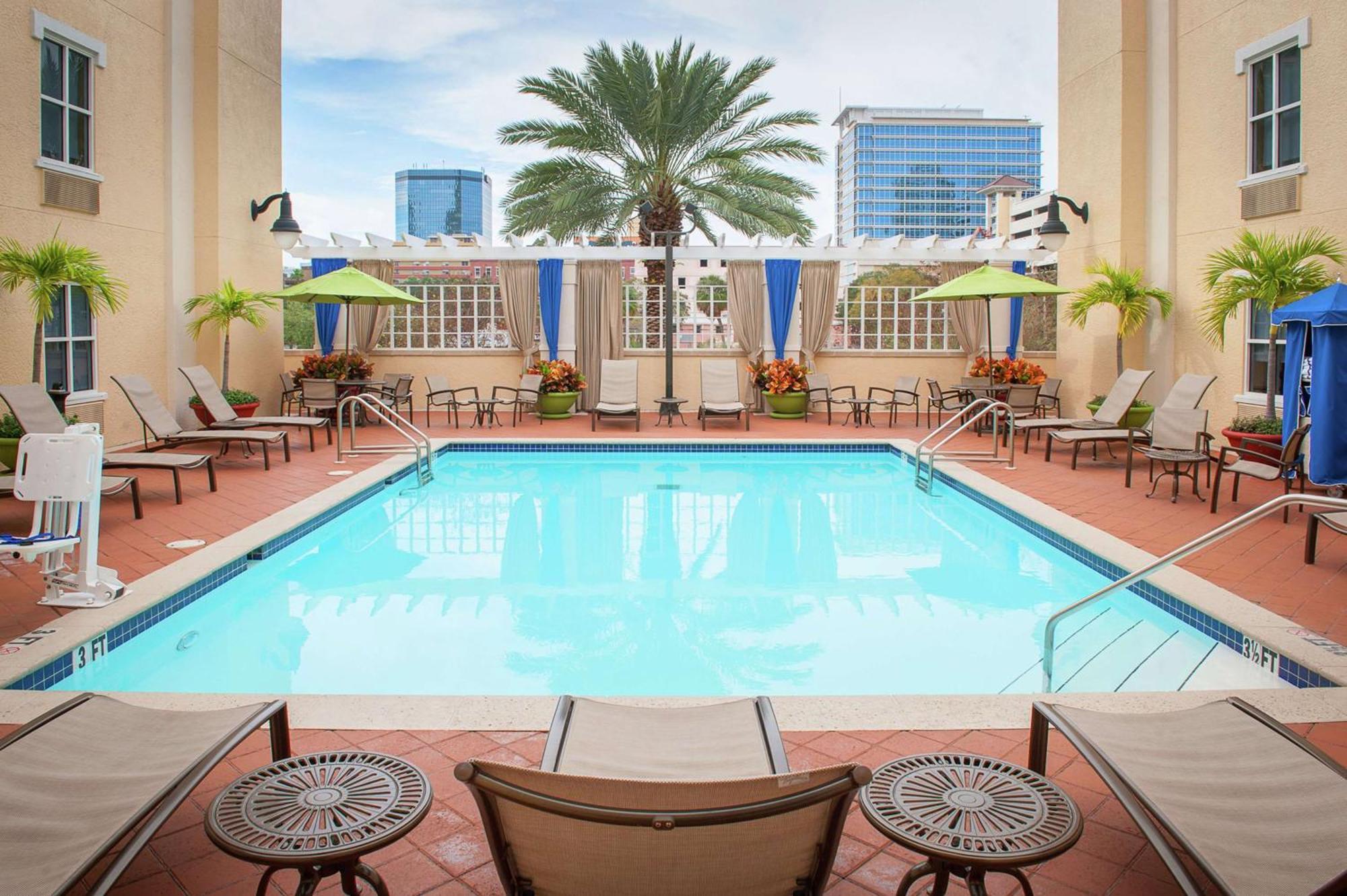 Hampton Inn & Suites St. Petersburg/Downtown Dış mekan fotoğraf