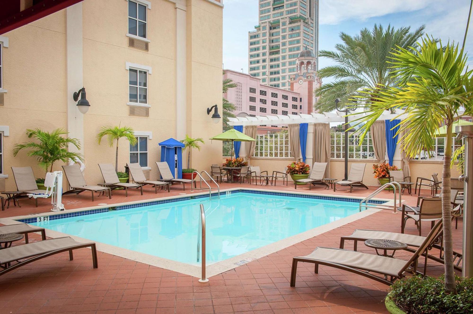 Hampton Inn & Suites St. Petersburg/Downtown Dış mekan fotoğraf