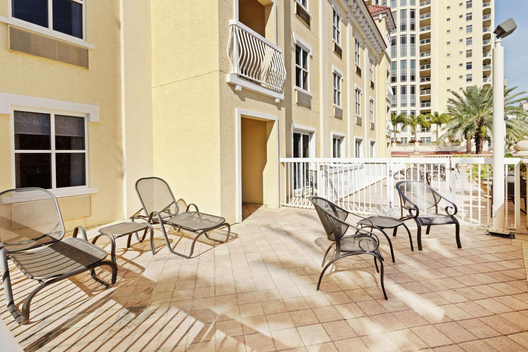 Hampton Inn & Suites St. Petersburg/Downtown Dış mekan fotoğraf