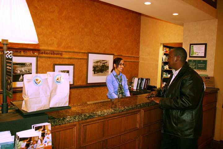 Hampton Inn & Suites St. Petersburg/Downtown Dış mekan fotoğraf